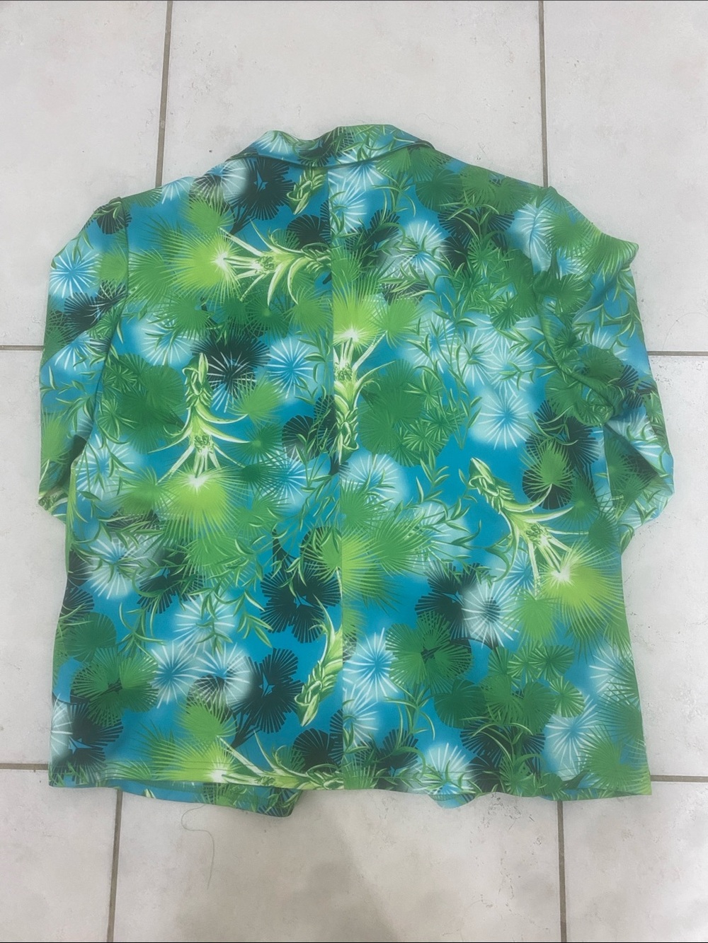 Tropical Print Button Front Blazer - Green & Teal - Picture 2 of 3